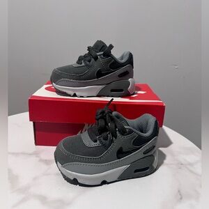 Nike Children’s Grey Air Max 90 LTR Casual Outdoor Walking Sneakers 4C